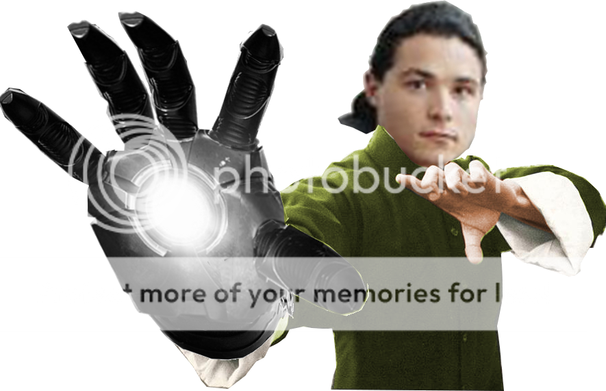 HeadOnPoseGreyRightHandGreenClothesTrans