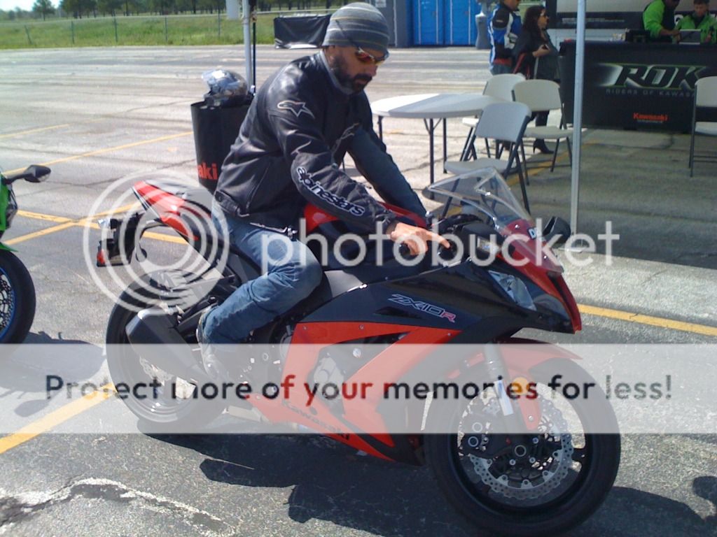 http://i371.photobucket.com/albums/oo153/alberto-isunza/IMG_0517.jpg