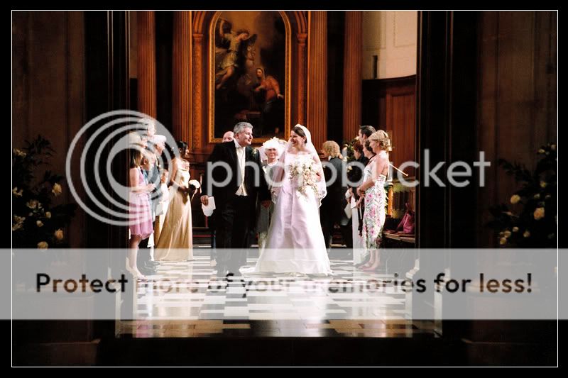 IMAGE: http://i371.photobucket.com/albums/oo154/LizKitMik/Frances.jpg