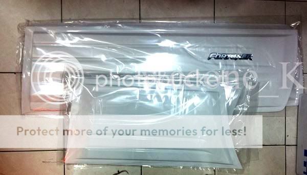 TOYOTA FORTUNER 2005-2010 BODY CLADDING BLACK(209)